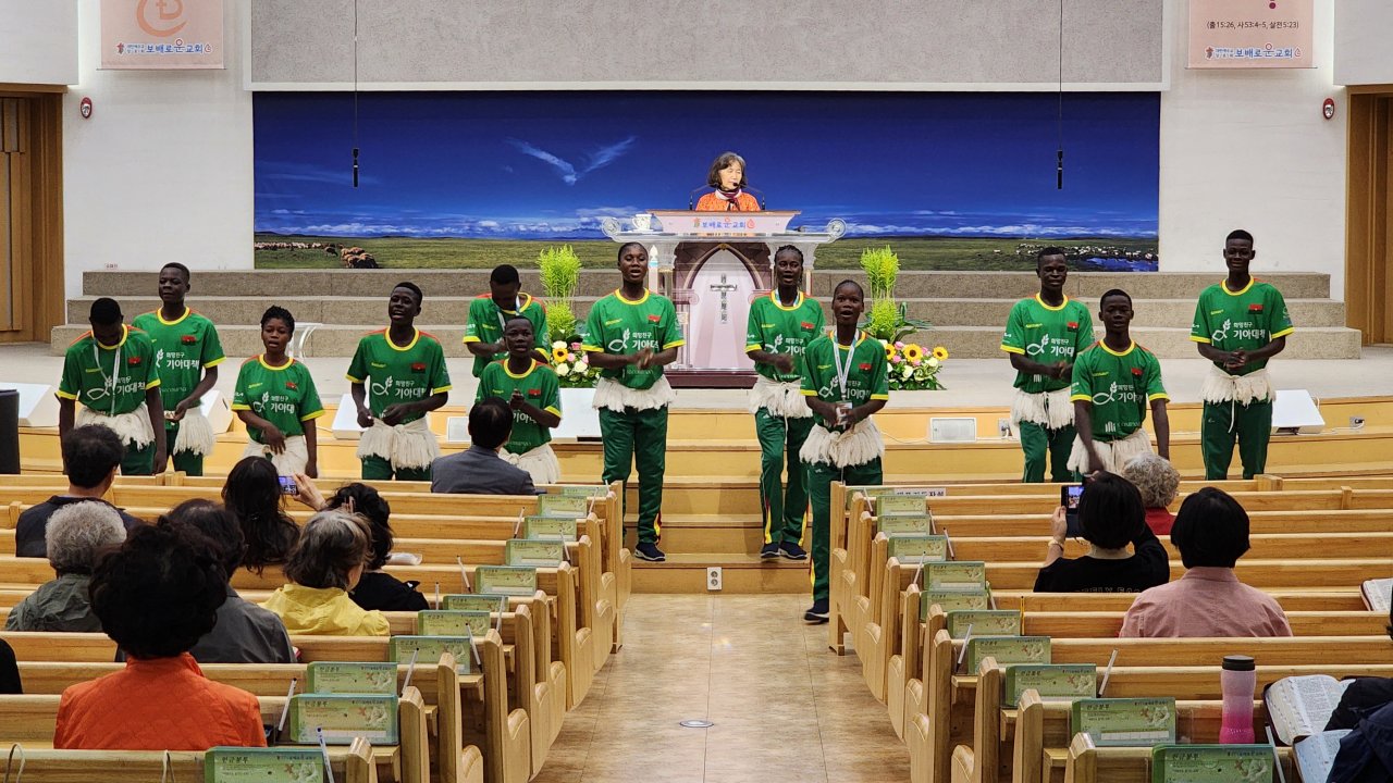 241006 부르키나파소 어린이 축구단 방문