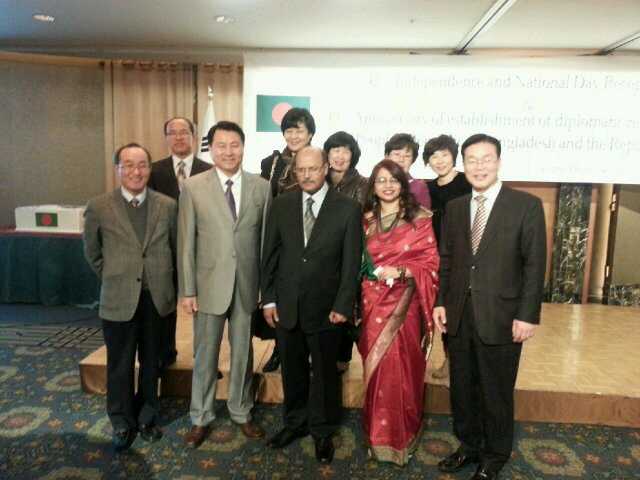 방글라데시 대사 부부와 함께